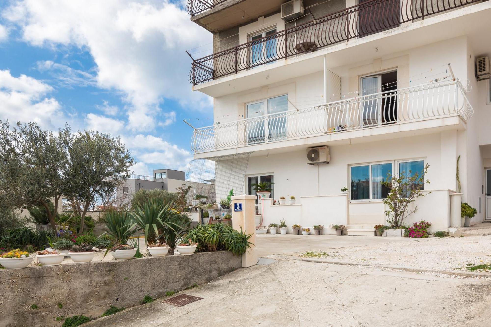 Apartments Sunshine Rays Дуче Экстерьер фото